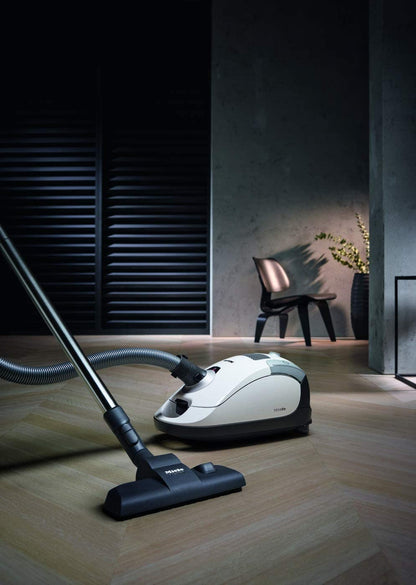 Miele Compact C1 Pure Suction with SBD 365-3 combination rug & floor tool